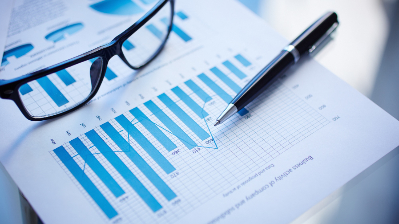 Dowiedz się, kim jest biostatystyk i dlaczego jego wsparcie zwiększa wiarygodność badań. Sprawdź, jak skutecznie współpracować krok po kroku.